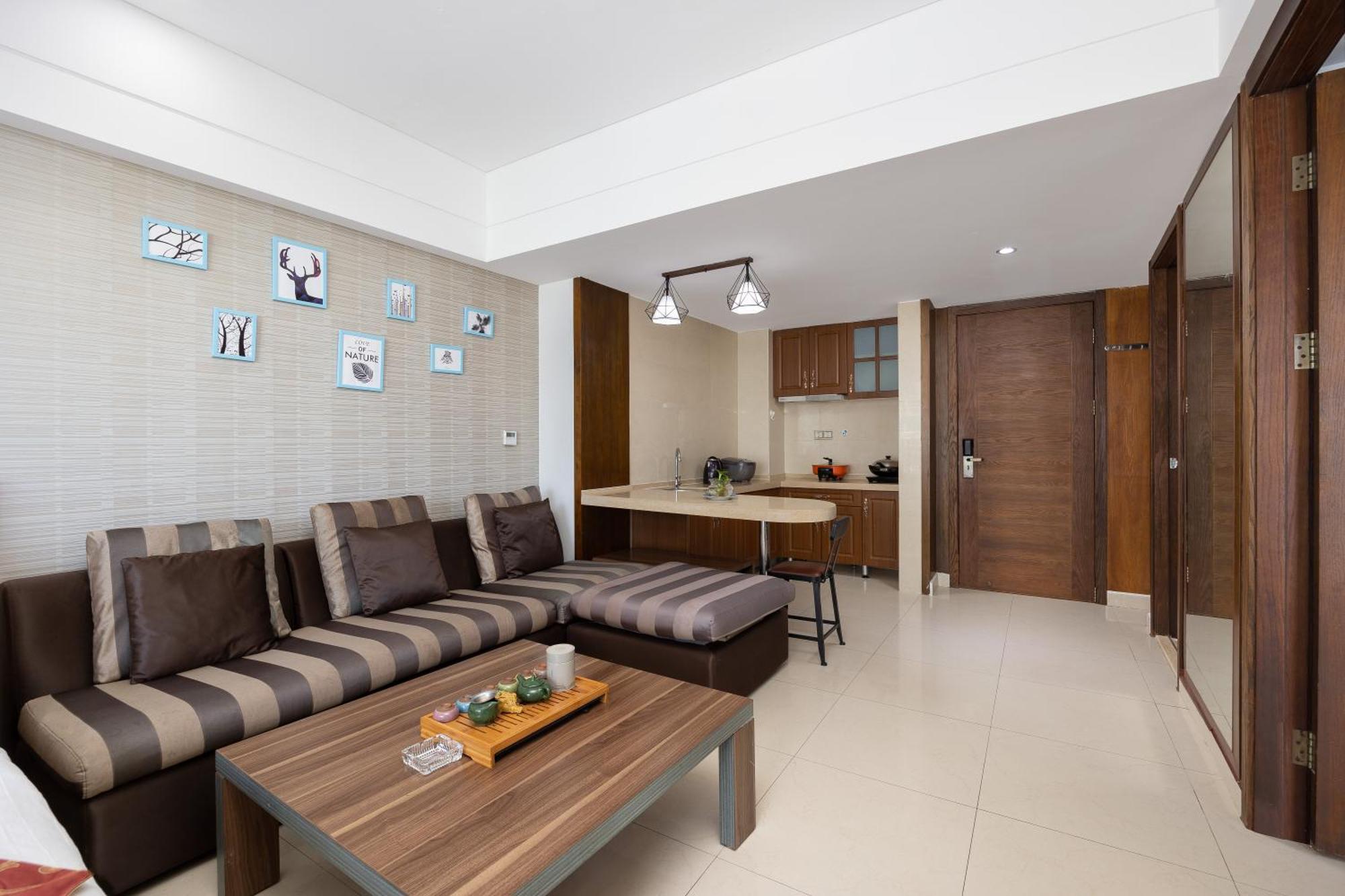 Aparthotel Sanya Sun And Sea Gueshouse Esterno foto